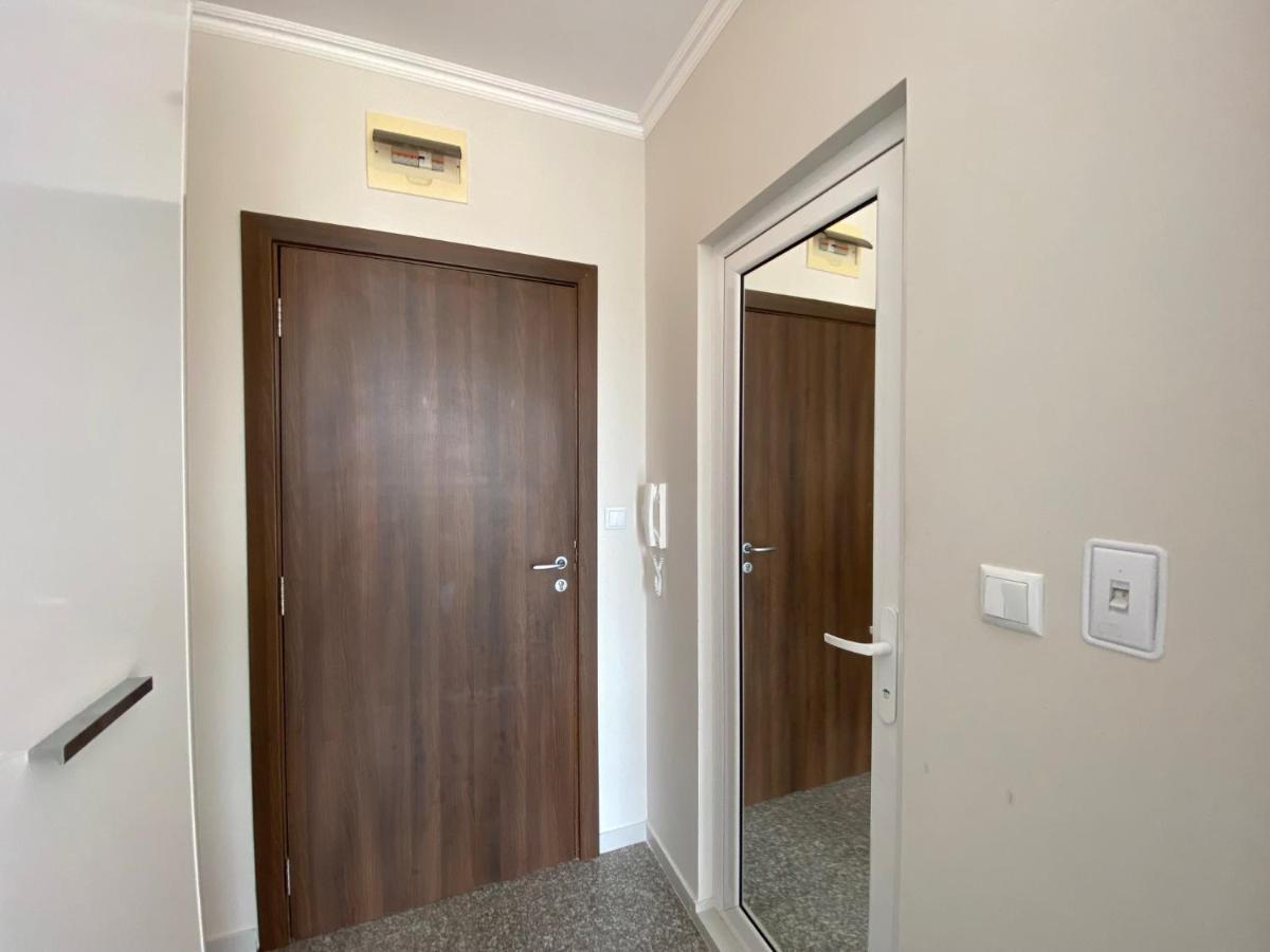 Admiral Plaza C52 Studio Slăntjev Brjag Exteriör bild